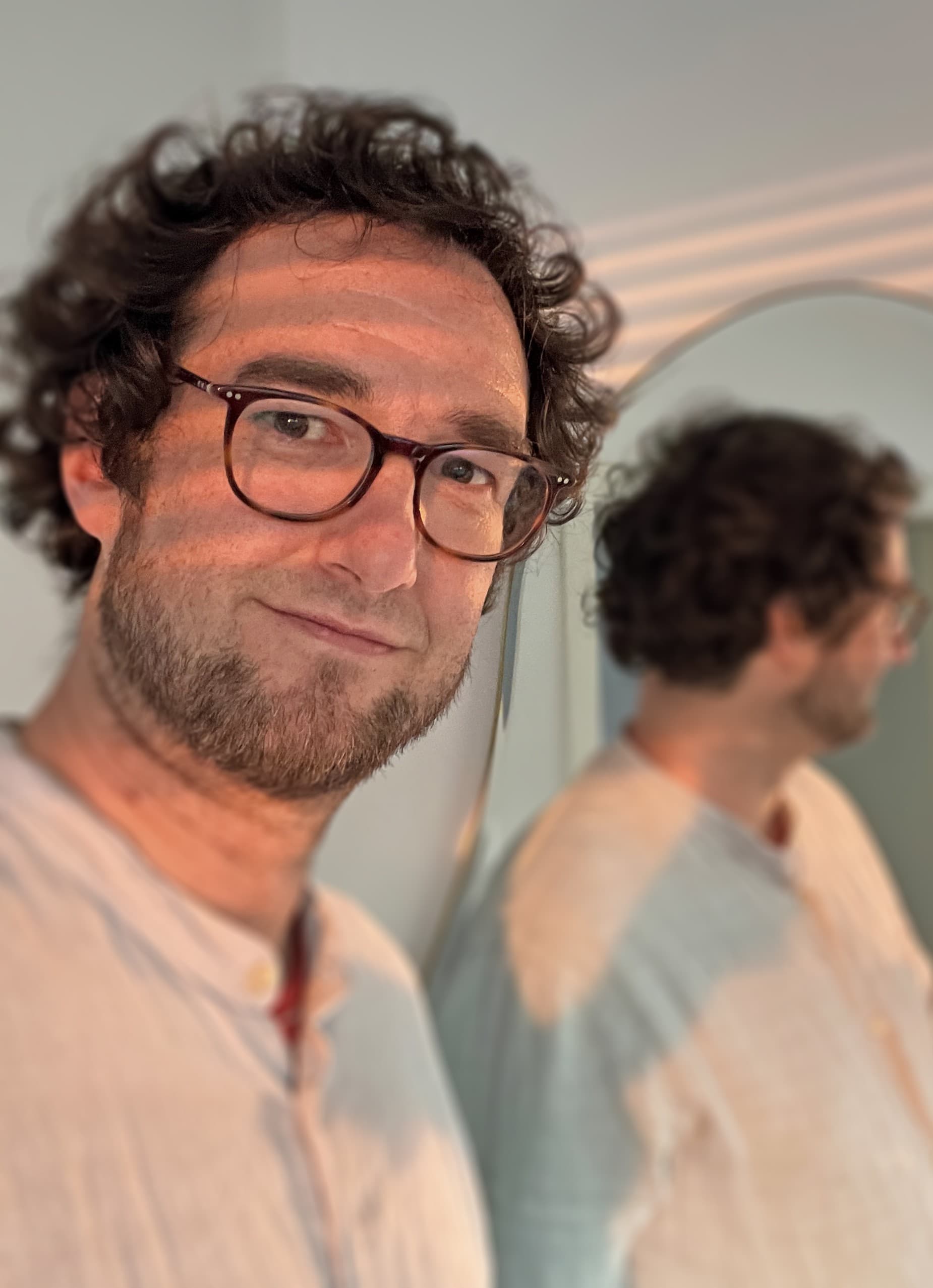 Portrait von Gregor Eisenmann.