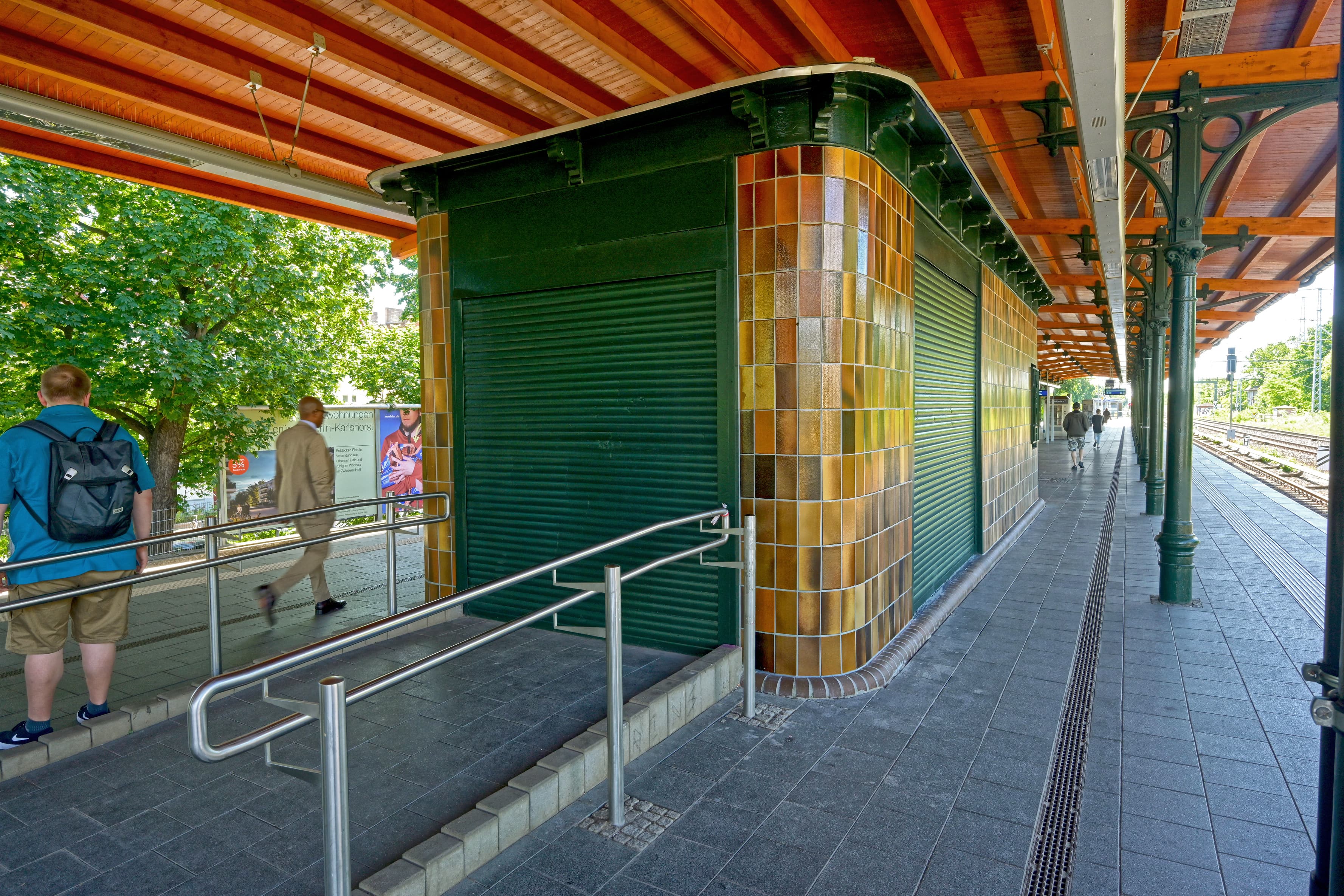 Blick auf den Bahnhofskiosk
