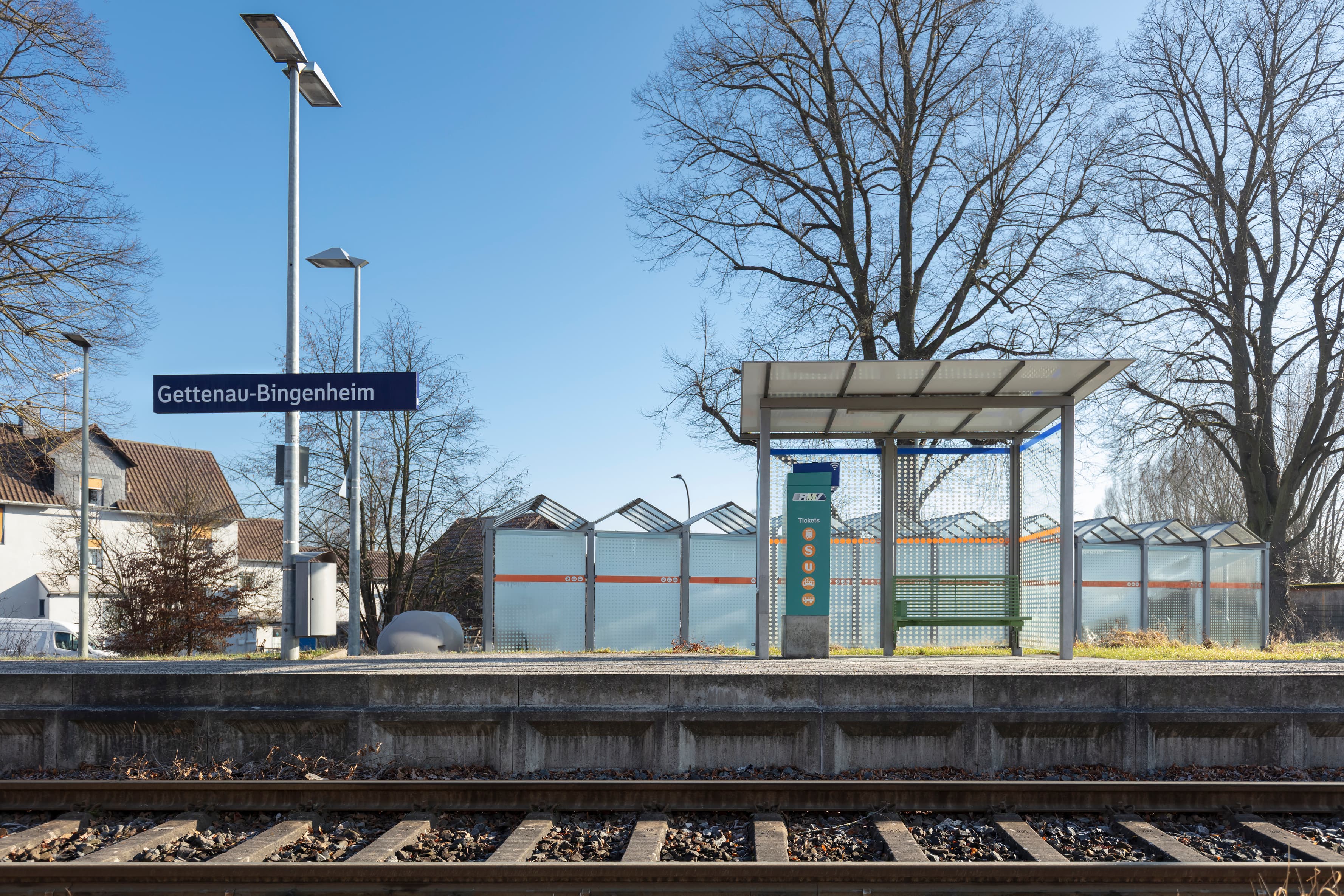 Blick auf das Wetterschutzhäuschen.