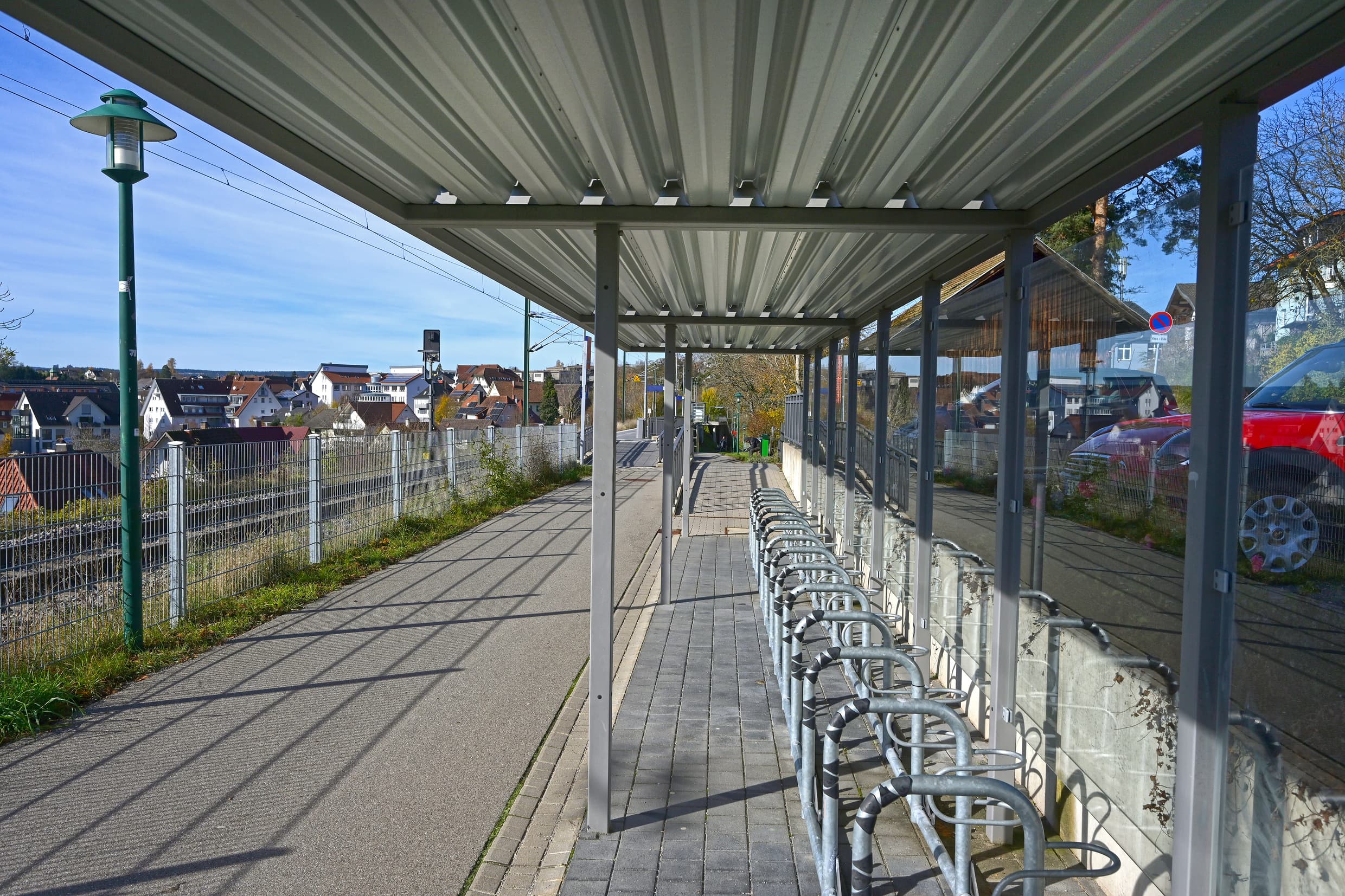 Neue Fahrradabstellanlage am Bahnhof Dornstetten.
