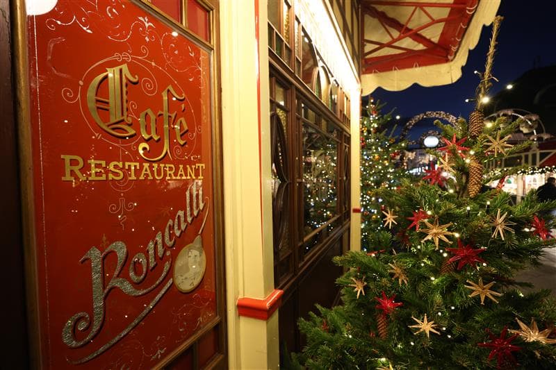 Restaurantzelt auf dem Weihnachtsdorf Hannover