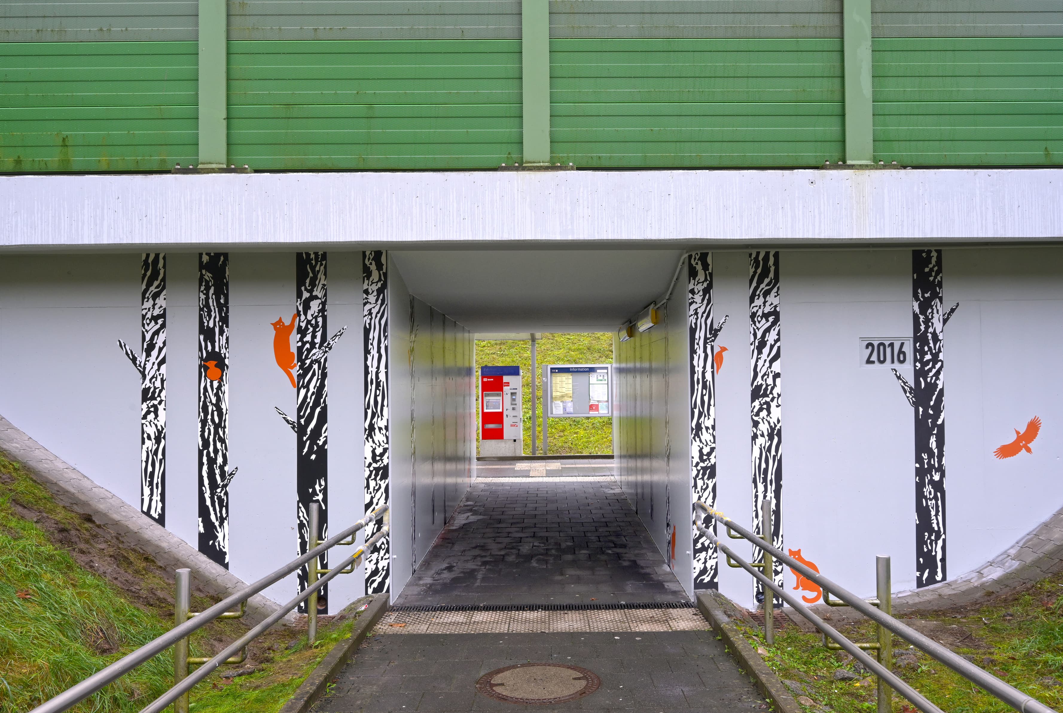 Personenunterführung Wandgestaltung