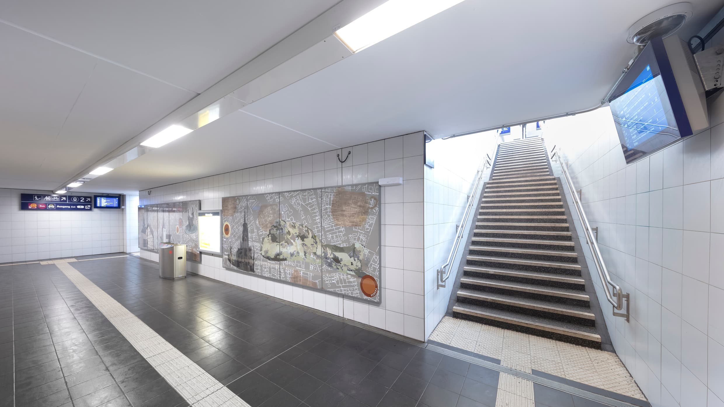 Blick in den neu gestalteten Personentunnel.