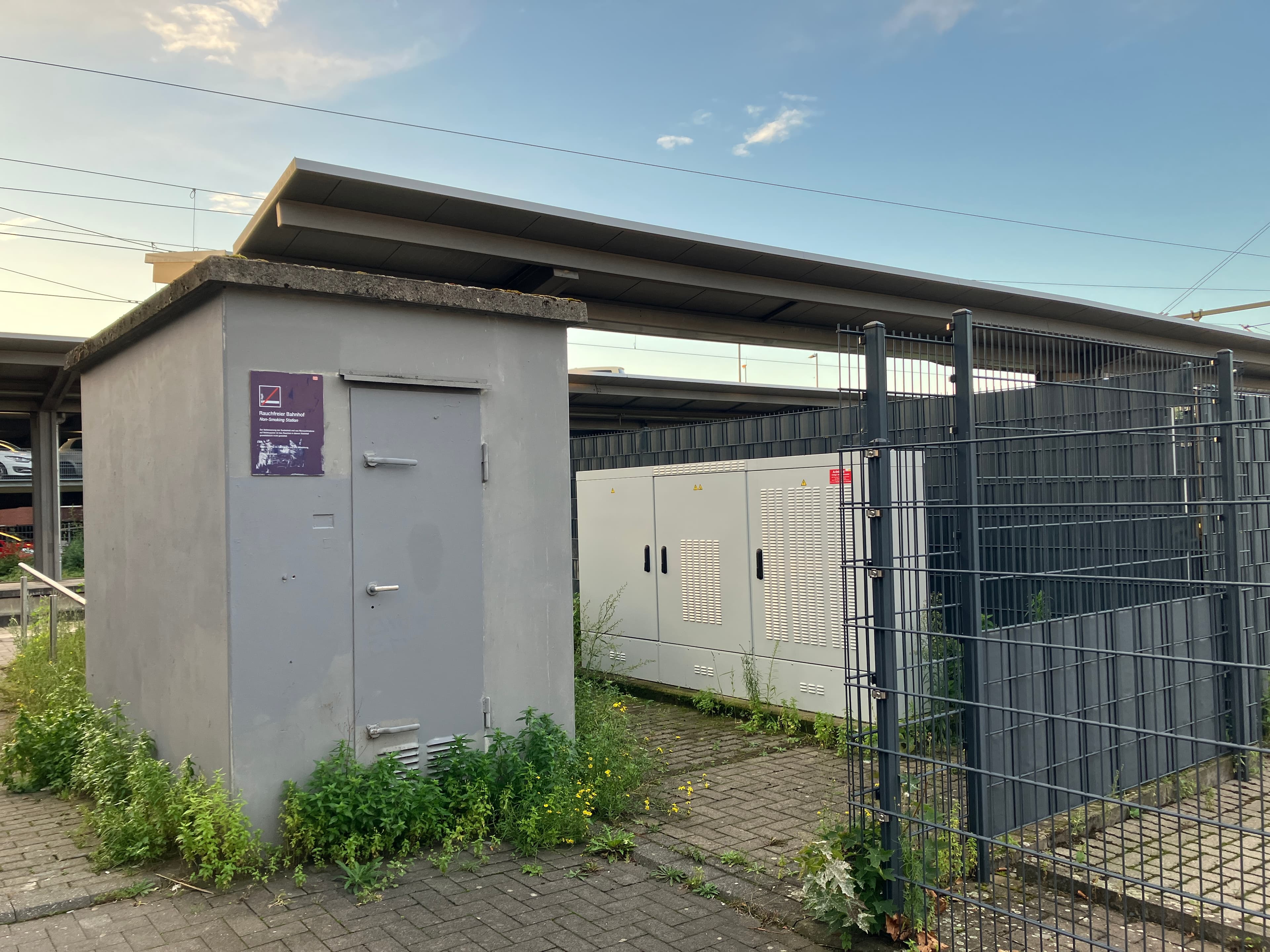 Alter Technikraum und Verteilerkästen.