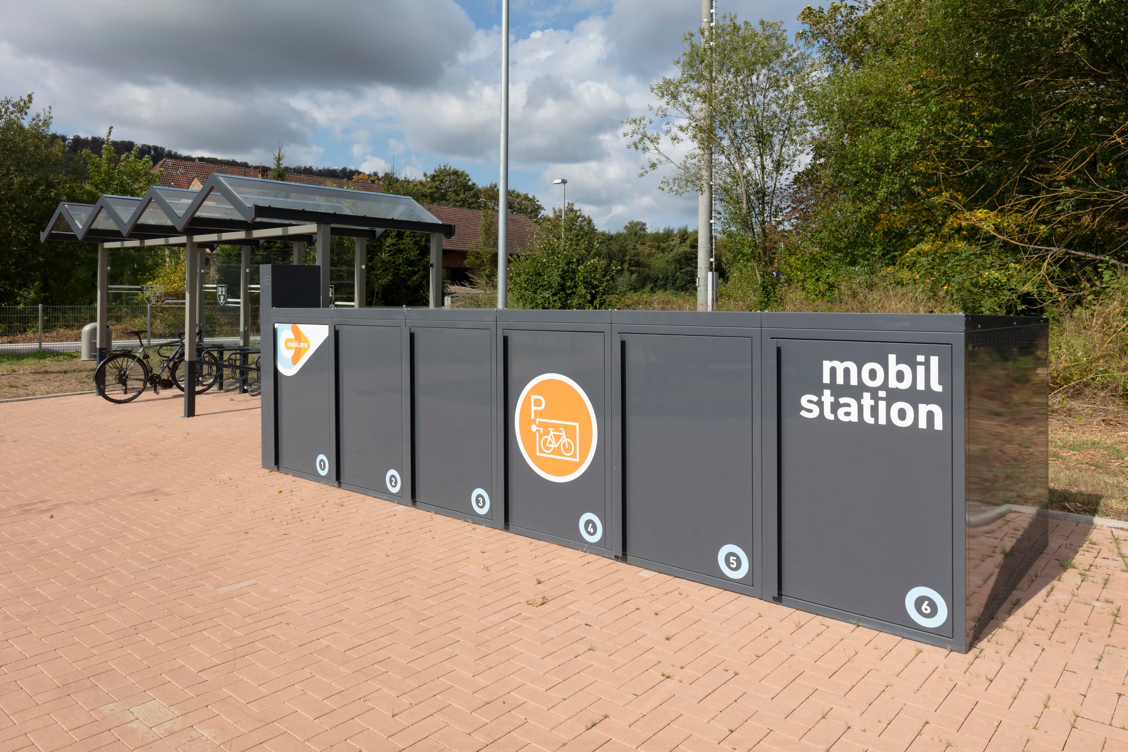 Detailbild der Fahrradboxen.