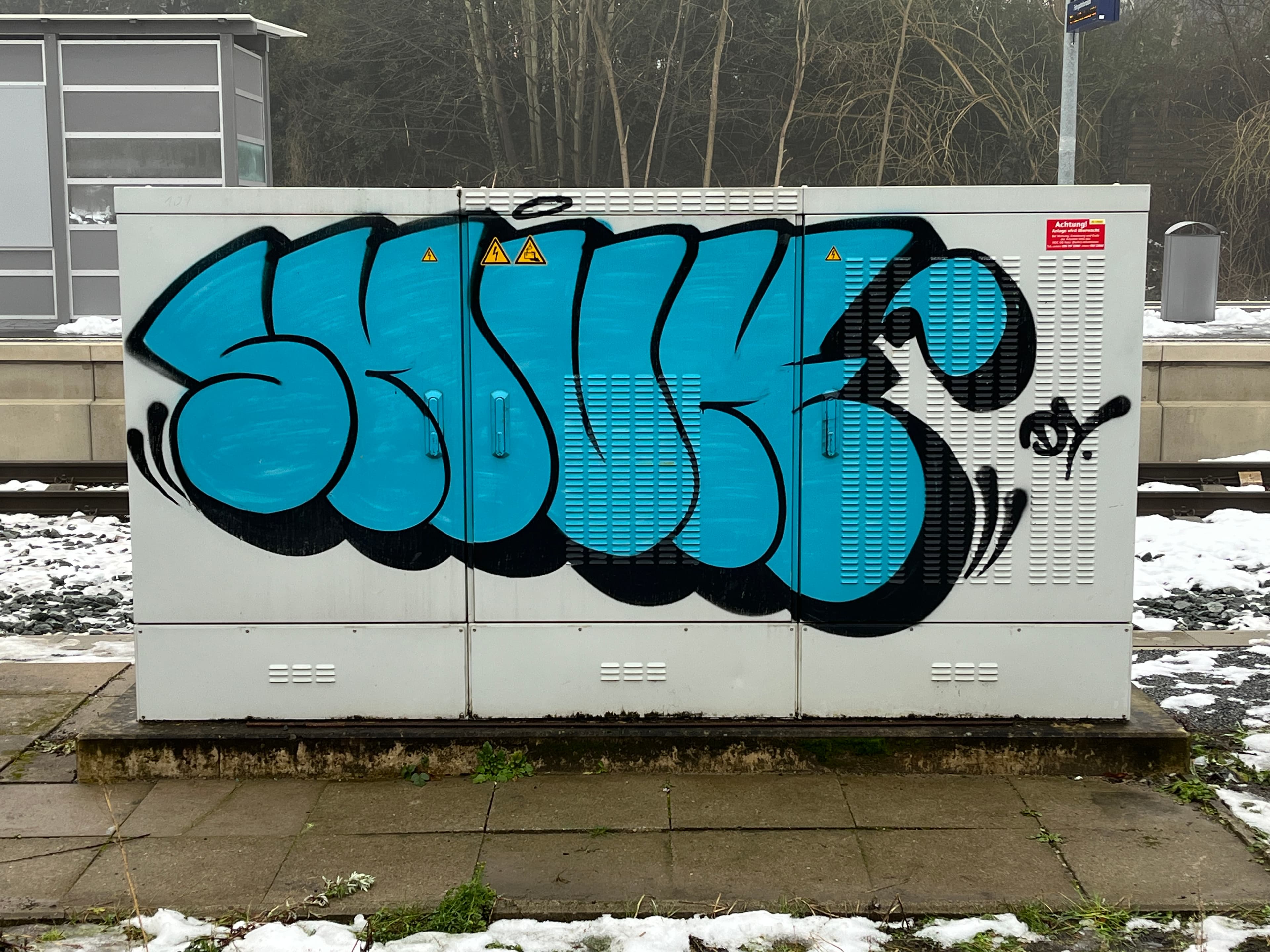 Die Verteilerkästen vor der Neugestaltung.