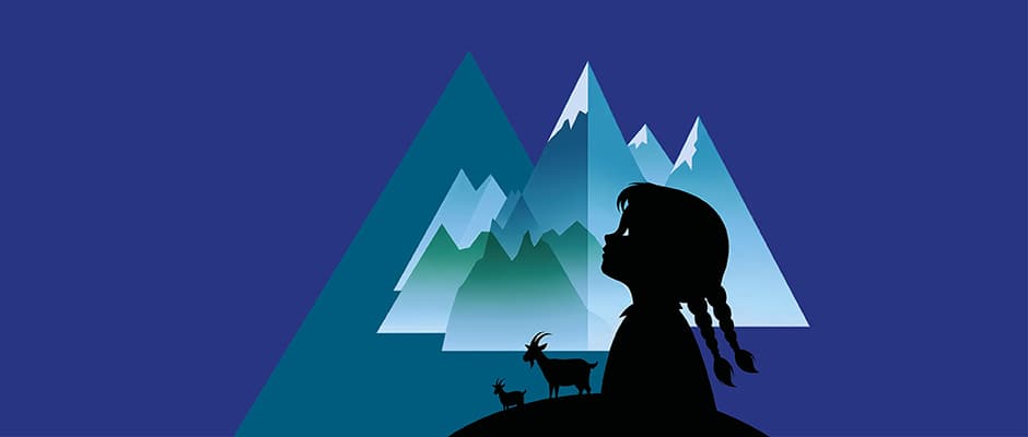 Ein kleines Mädchen mit zwei Zöpfen steht mit zwei Ziegen vor Bergen.