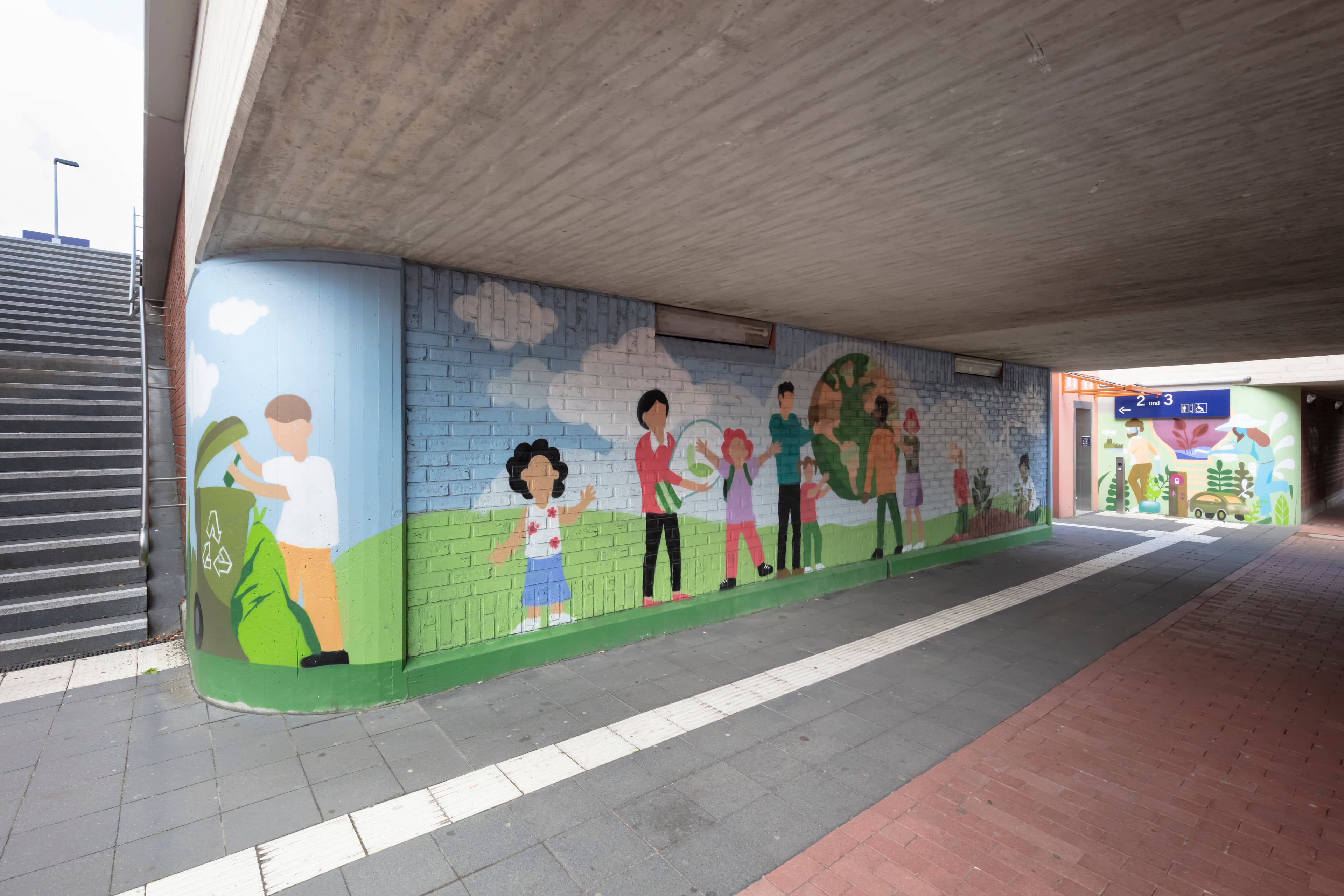Die gemeinsam mit Jugendhilfe gestaltete Unterführung mit bunten Kindermotiven.