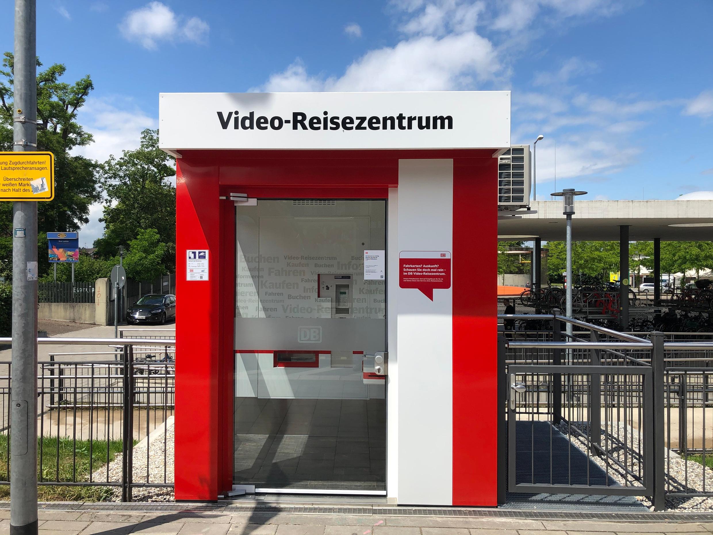 Ein Video-Reisezentrum in München-Moosach.